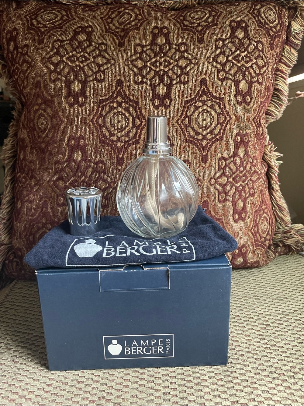 Lampe Berger Clear Swirled Glass Fragrance Lamp with Silver Accents